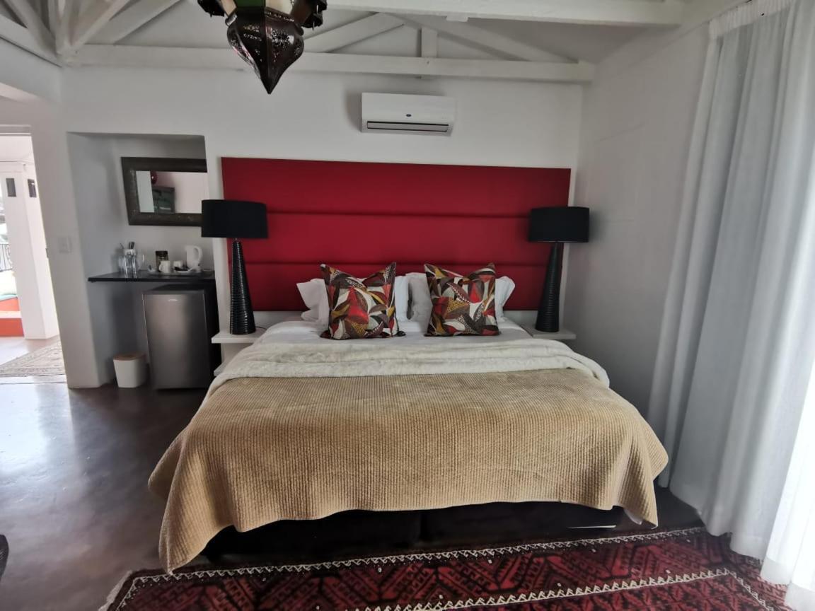 The Rez Guesthouse ولفس بي المظهر الخارجي الصورة